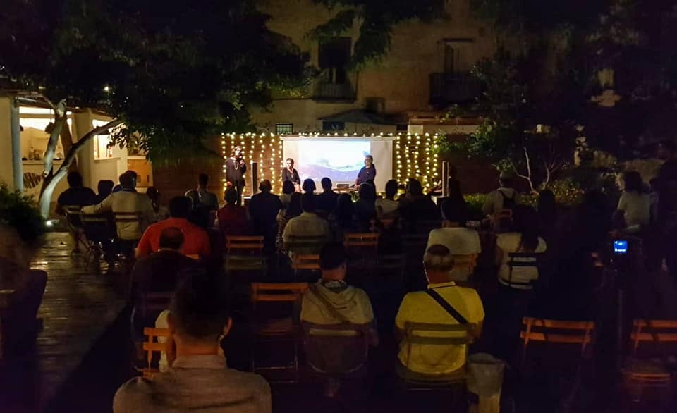 35798463_952392831587076_8580739586710306816_n